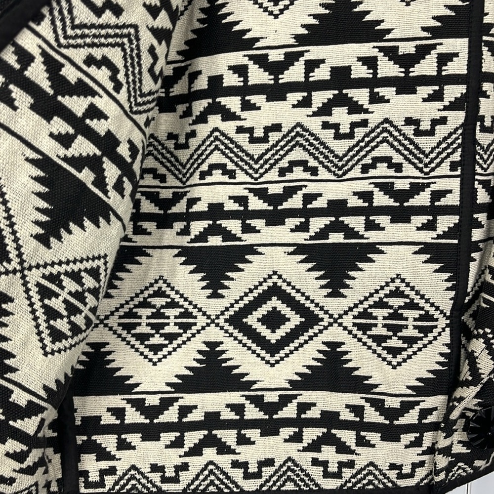 Flashback Womens Bolero Jacket Black/ Cream M Aztec Print Open Front Button EUC - Picture 7 of 12